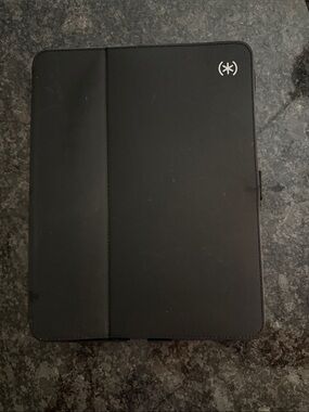 speck Black Tri-Fold Tablet Folio Case